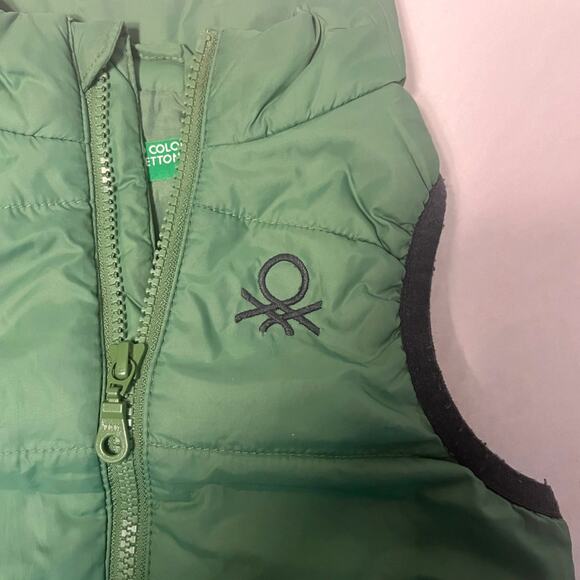 United Colors of Benetton Baby Toddler Puffer Vest Green & Blue Details sz 0-12M - Picture 3 of 6
